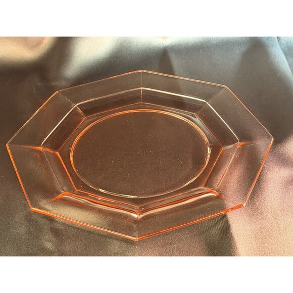 Vintage Pink Depression Glass Salad Dessert Plates Octagon 10" - Picture 1 of 4